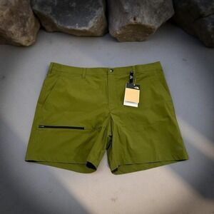The North Face Basin 7" Shorts Forest Olive Zip Pocket Hiking Mens Size 40 NWT